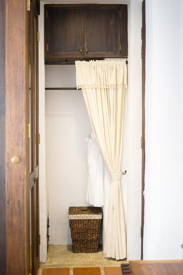 Shinnabhura Historic Boutique Hotel ピサヌローク エクステリア 写真