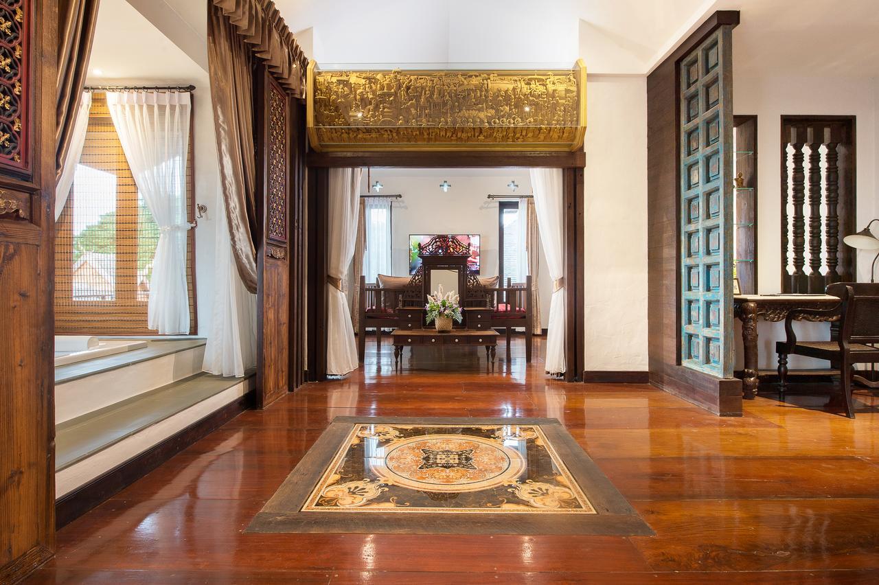 Shinnabhura Historic Boutique Hotel ピサヌローク エクステリア 写真