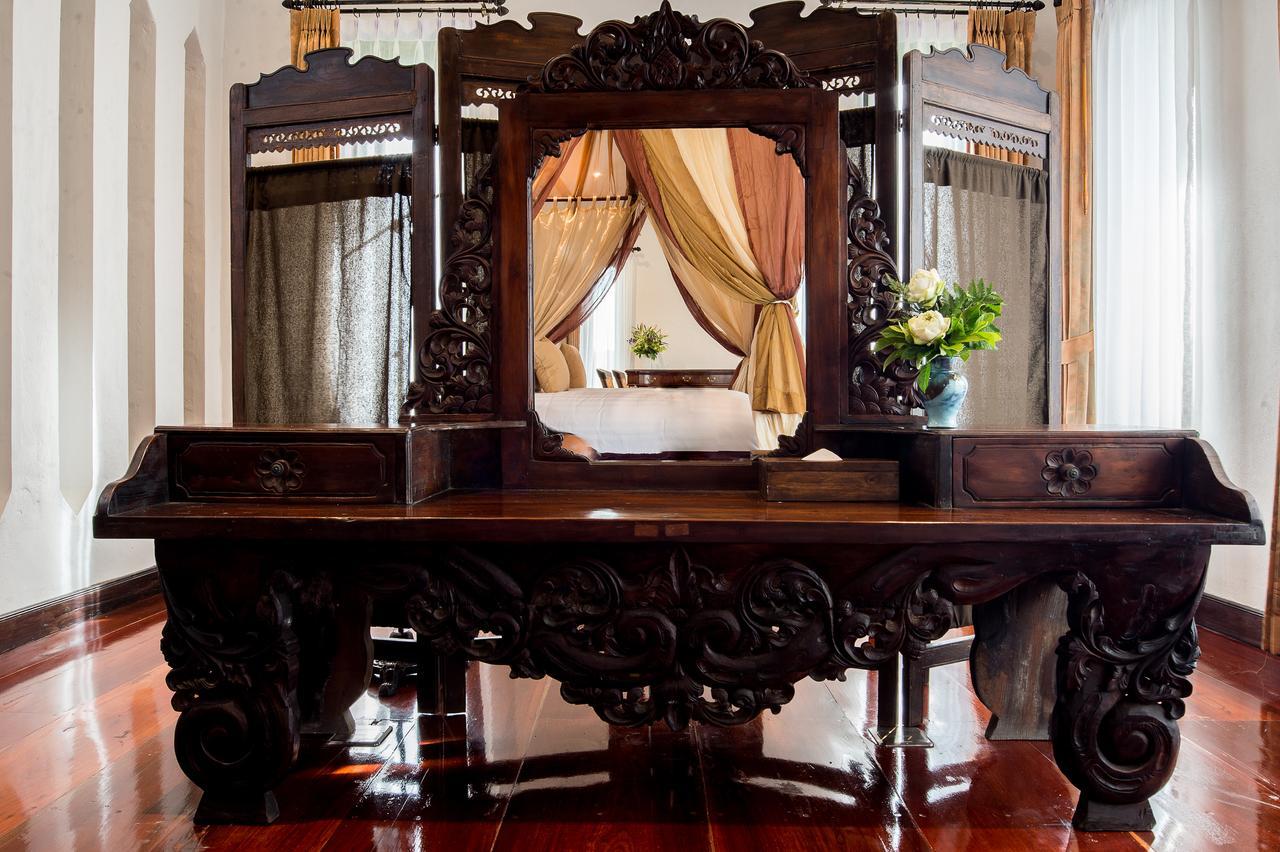 Shinnabhura Historic Boutique Hotel ピサヌローク エクステリア 写真